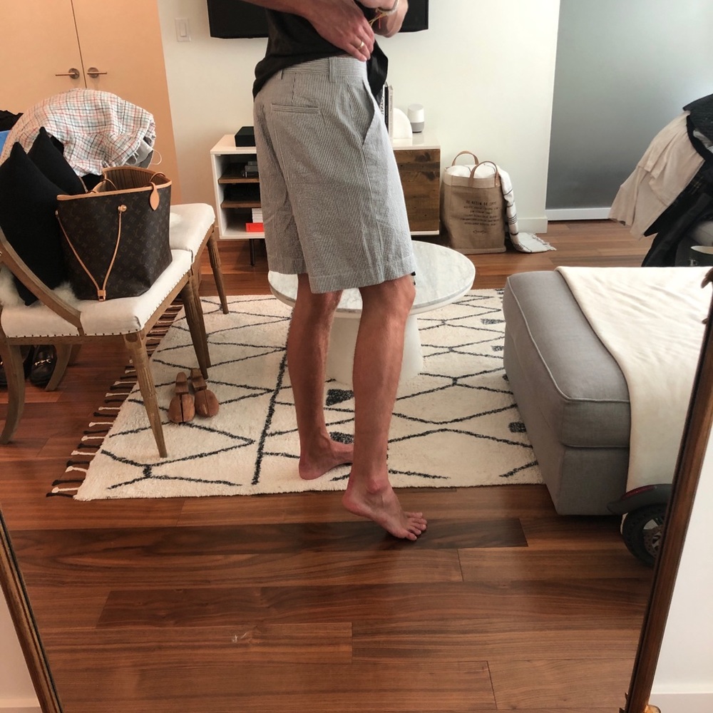 Austin Reed shorts seer sucker - Picture 2 of 5